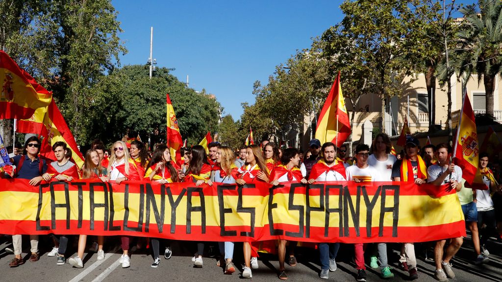 La manifestación ha sido convocada por Sociedad Civil Catalana