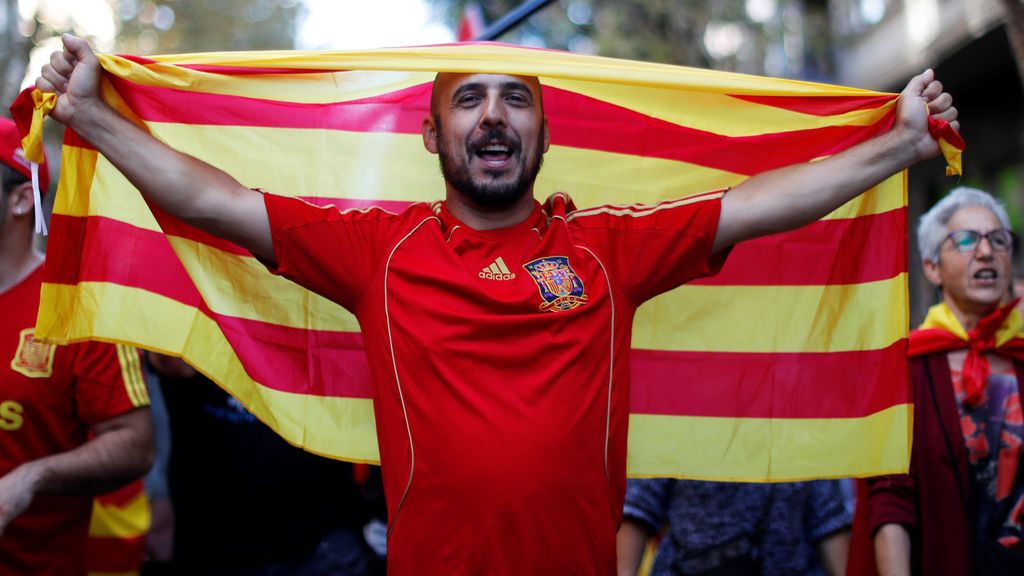 La manifestación ha sido convocada por Sociedad Civil Catalana