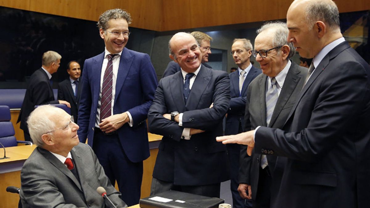 El Eurogrupo no aborda la situación de Cataluña e insiste en que es un asunto "interno"