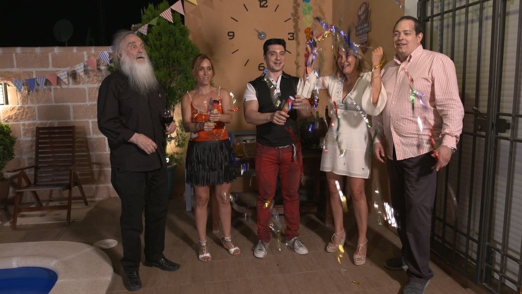 Cinco cenas en Madrid con mucho 'glamour',  futbolines y  'celebrities' en ‘Ven a cenar conmigo ’