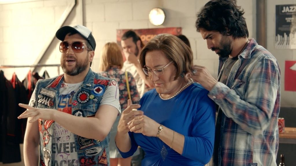 Imágenes del quinto episodio de la serie de Telecinco 'Ella es tu padre'