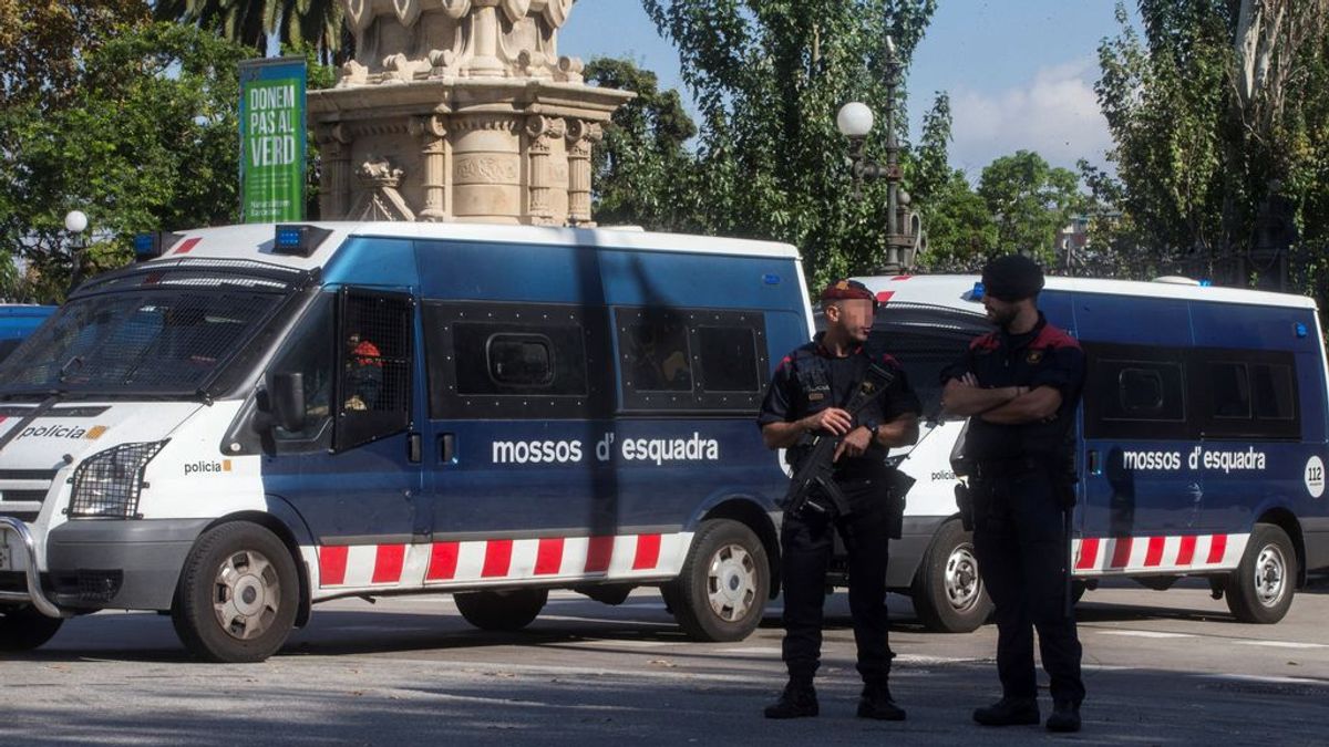 Interior incrementa la presencia policial en aeropuertos, estaciones, fronteras y edificios del Estado en Cataluña