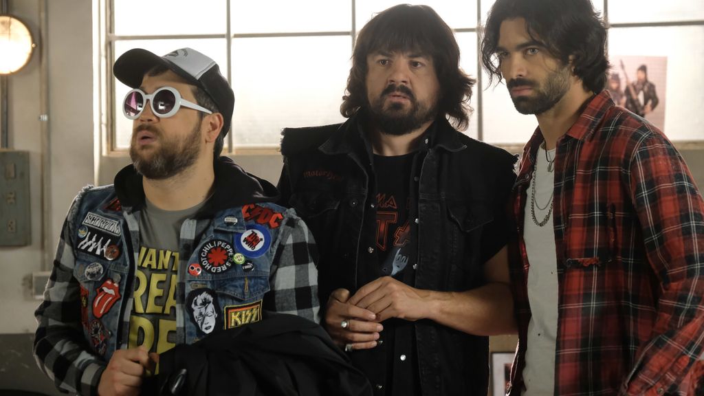 Imágenes del sexto episodio de la comedia de Telecinco 'Ella es tu padre', protagonizada por Carlos Santos