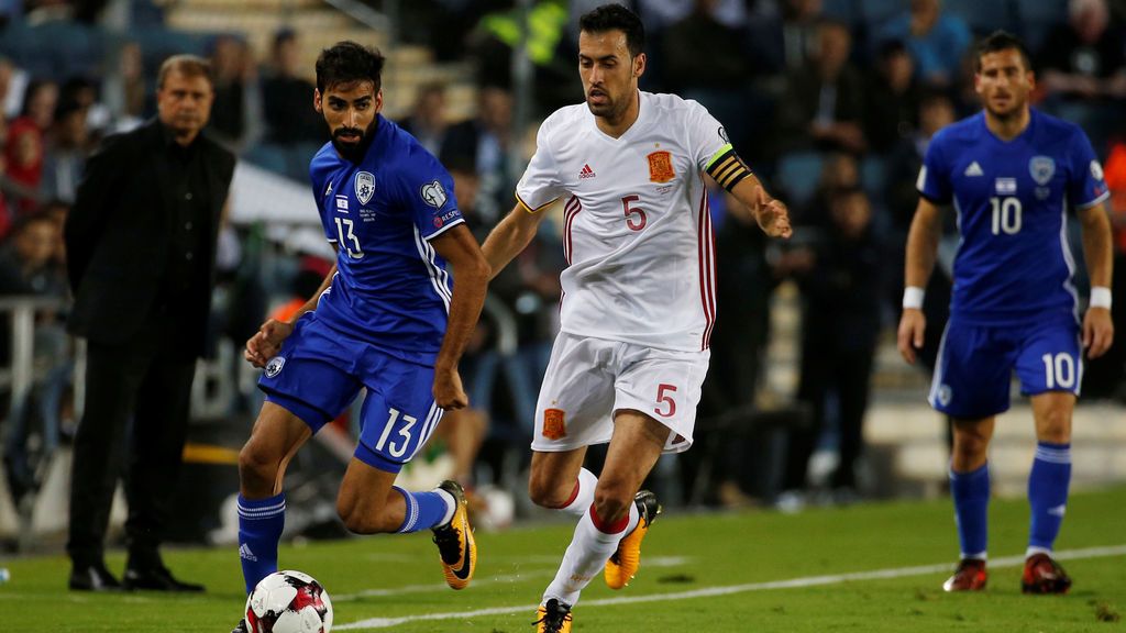 Busquets cumple 100 partidos con España Busquets cumple 100 partidos con España