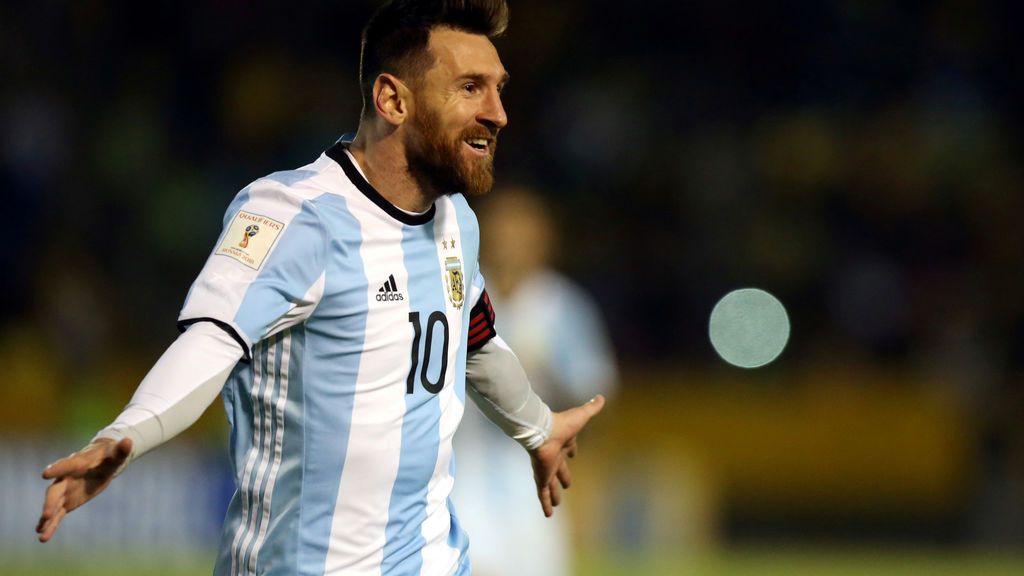 De escuchar el himno cabizbajo, a rescatar a Argentina: Messi estará en el Mundial