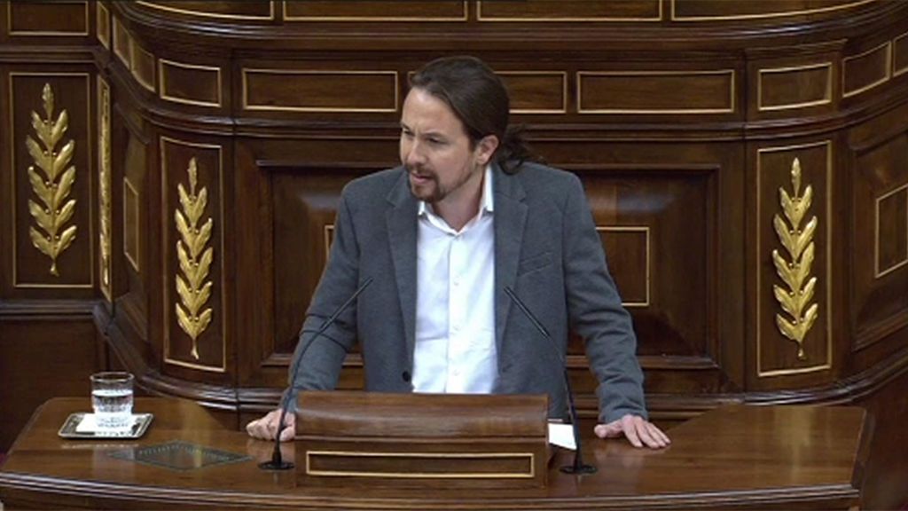 Iglesias, a Rajoy: “Le pido que se ponga al frente de una negociación y no detrás de la Policía y de la ley”