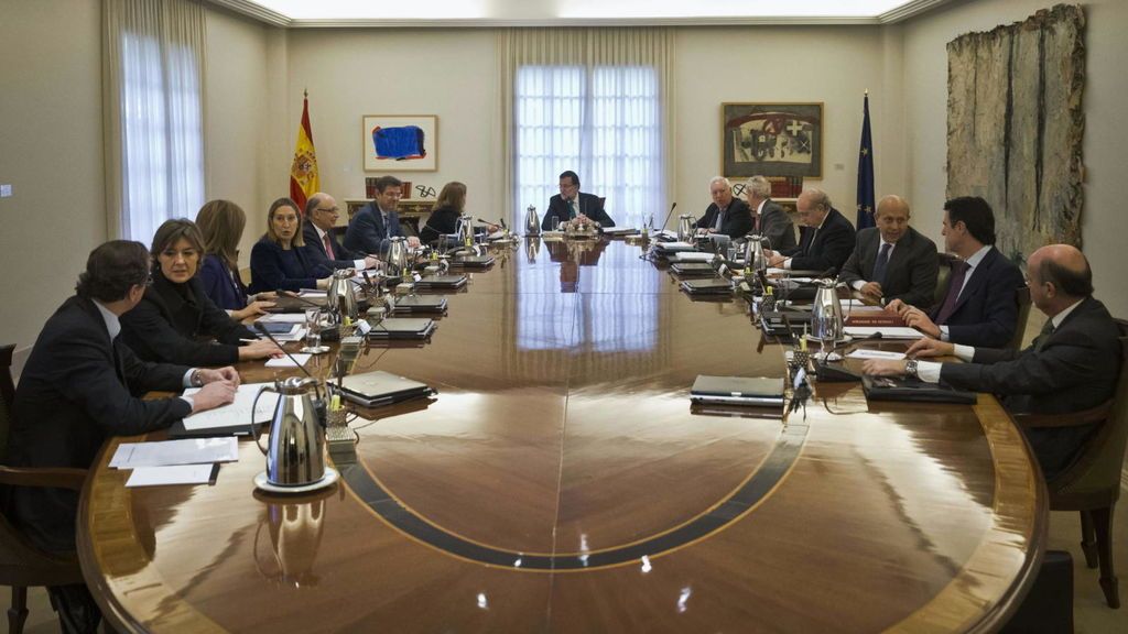 Los pasos del Gobierno tras el discurso de Puigdemont