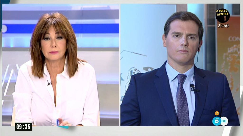Albert Rivera: "Puigdemont ha declarado la independencia y la ha suspendido para hacer chantaje"