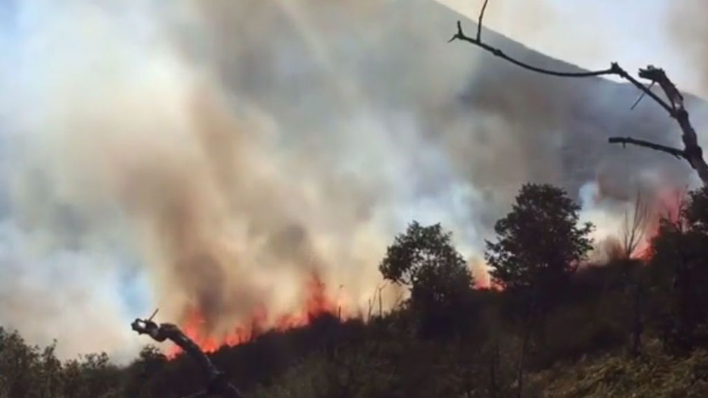 Galicia, cercada por las llamas: Más de 1.800 hectáreas quemadas