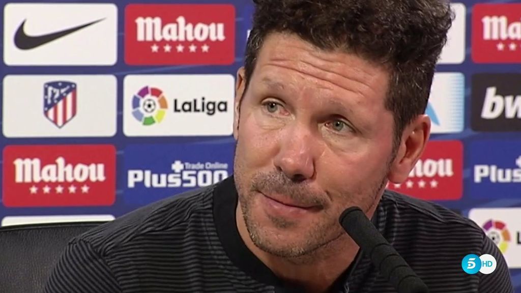 Simeone se deshace en halagos con Messi y habla del estado del césped frente al Barcelona