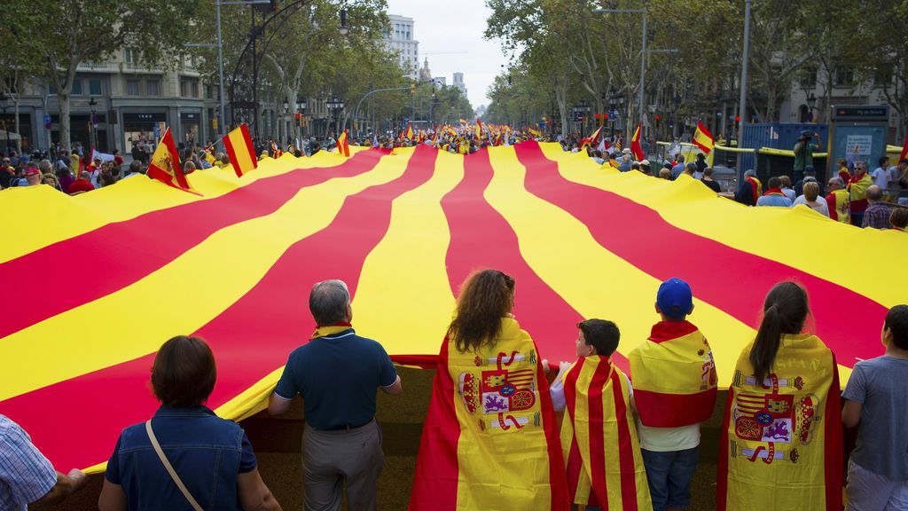 Cataluña vive en la incertidumbre a días de que acabe el plazo para que Puigdemont responda a Rajoy