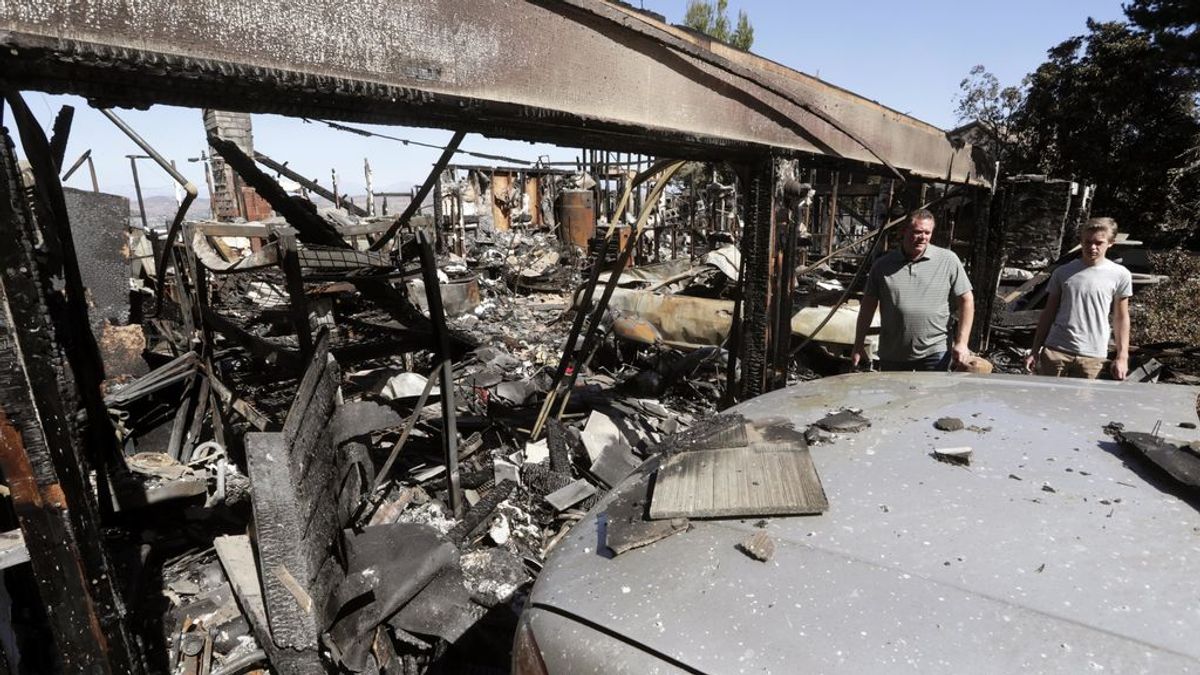Aumenta a 36 el número de muertos por los incendios forestales en California