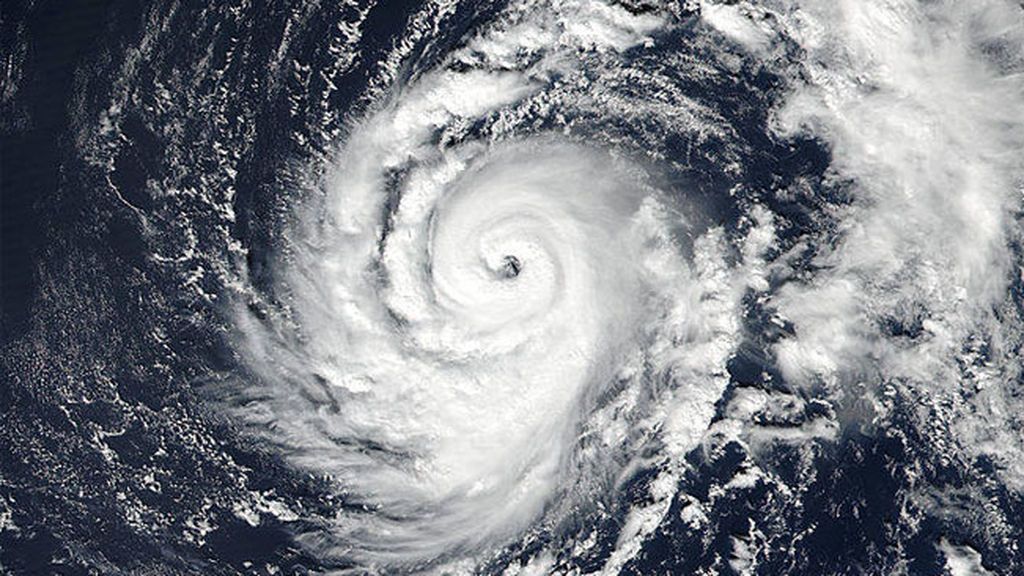 Así se ve  el huracán Ofelia desde el espacio