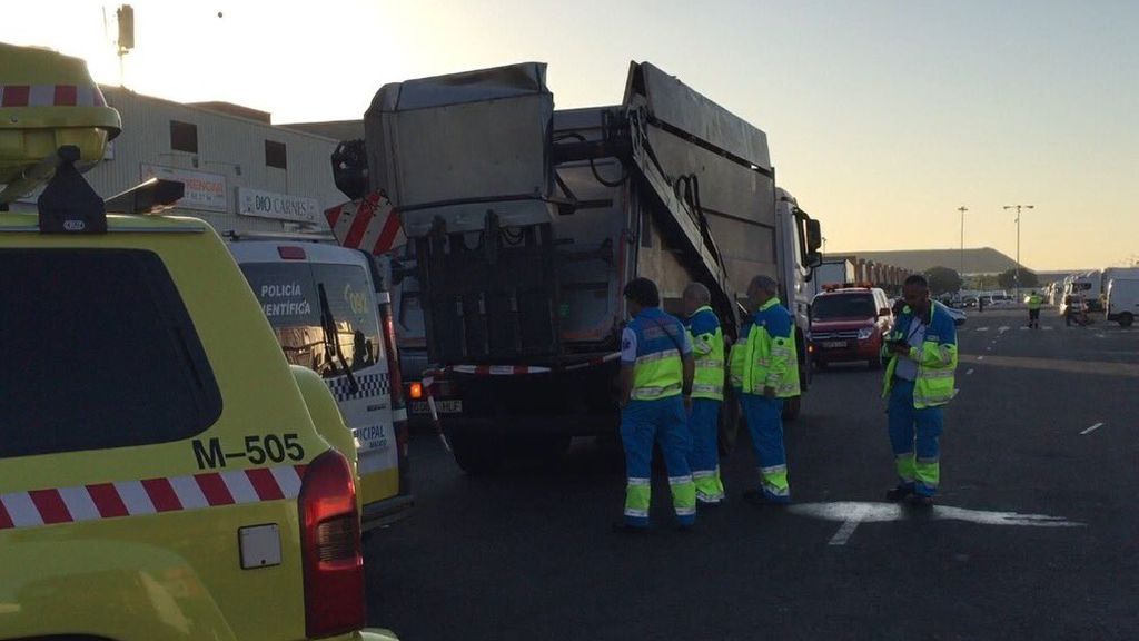 Muere un trabajador atrapado por el elevador de un camión en Mercamadrid