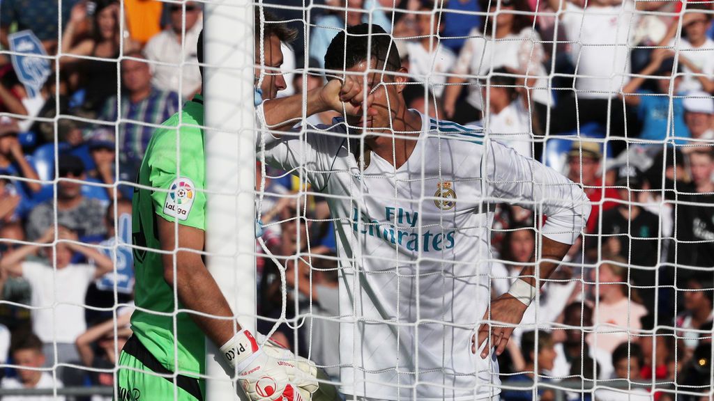 La desesperación de Cristiano en Getafe y el malestar de Sergio Ramos