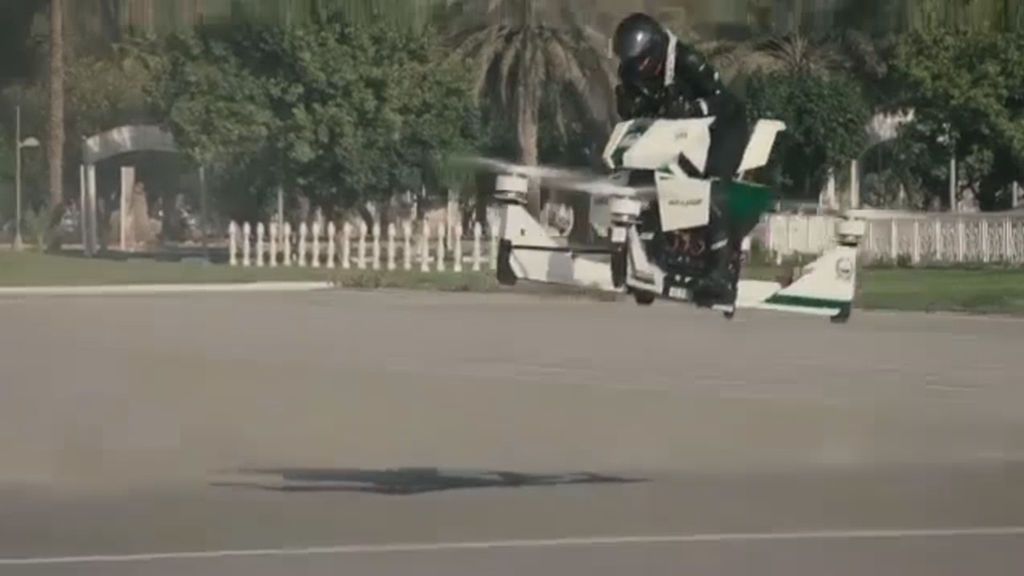 Así son las motos voladoras de la Policía de Dubai