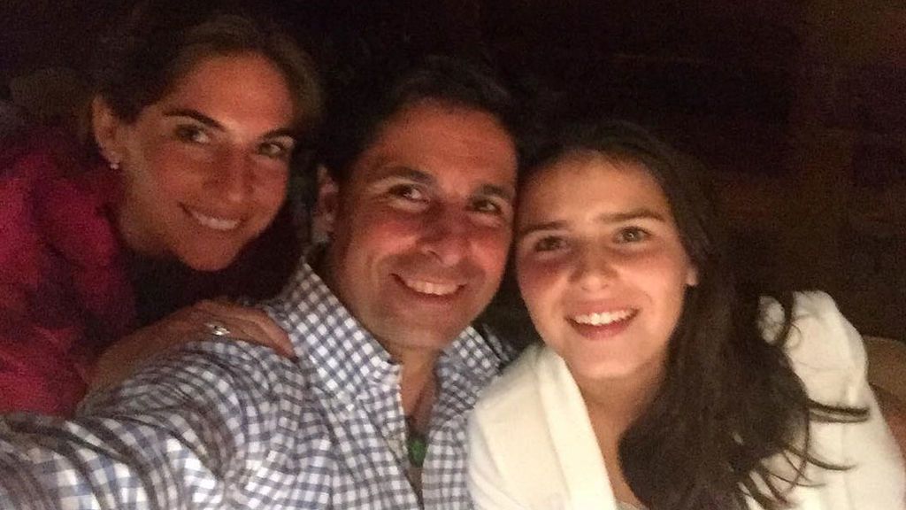Francisco se pone  superemotivo con su 'cachito de cielo' en su 18 cumpleaños