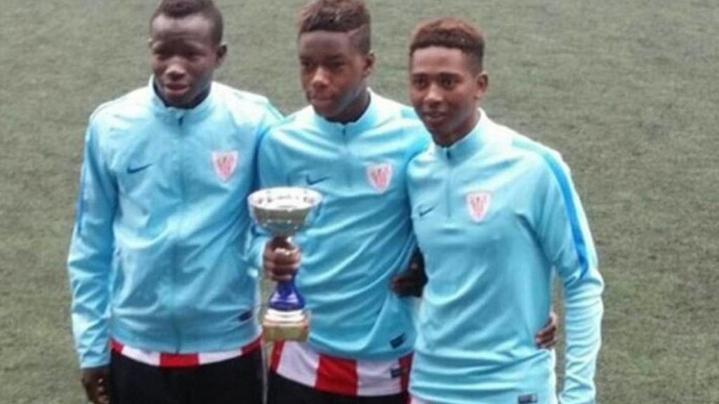 Racismo en redes sociales contra tres cadetes del Athletic Racismo en redes sociales contra tres cadetes del Athletic
