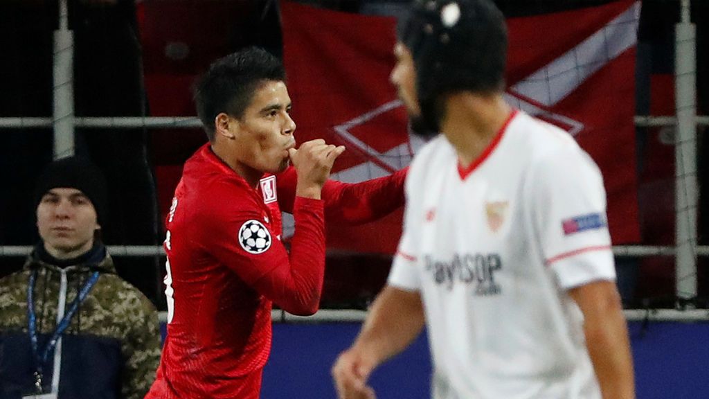 El Sevilla naufraga en Moscú y cae goleado por el Spartak (5-1)