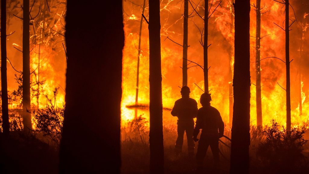 En cuatro días han ardido 11.000  hectáreas en Galicia, lo mismo que en todo un año