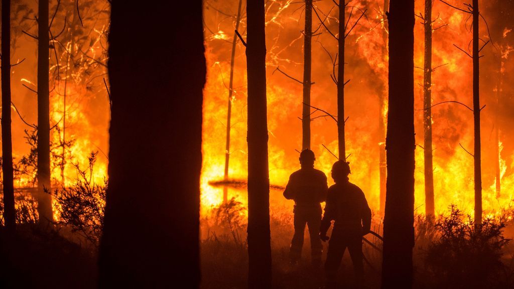 En cuatro días han ardido 11.000  hectáreas en Galicia, lo mismo que en todo un año