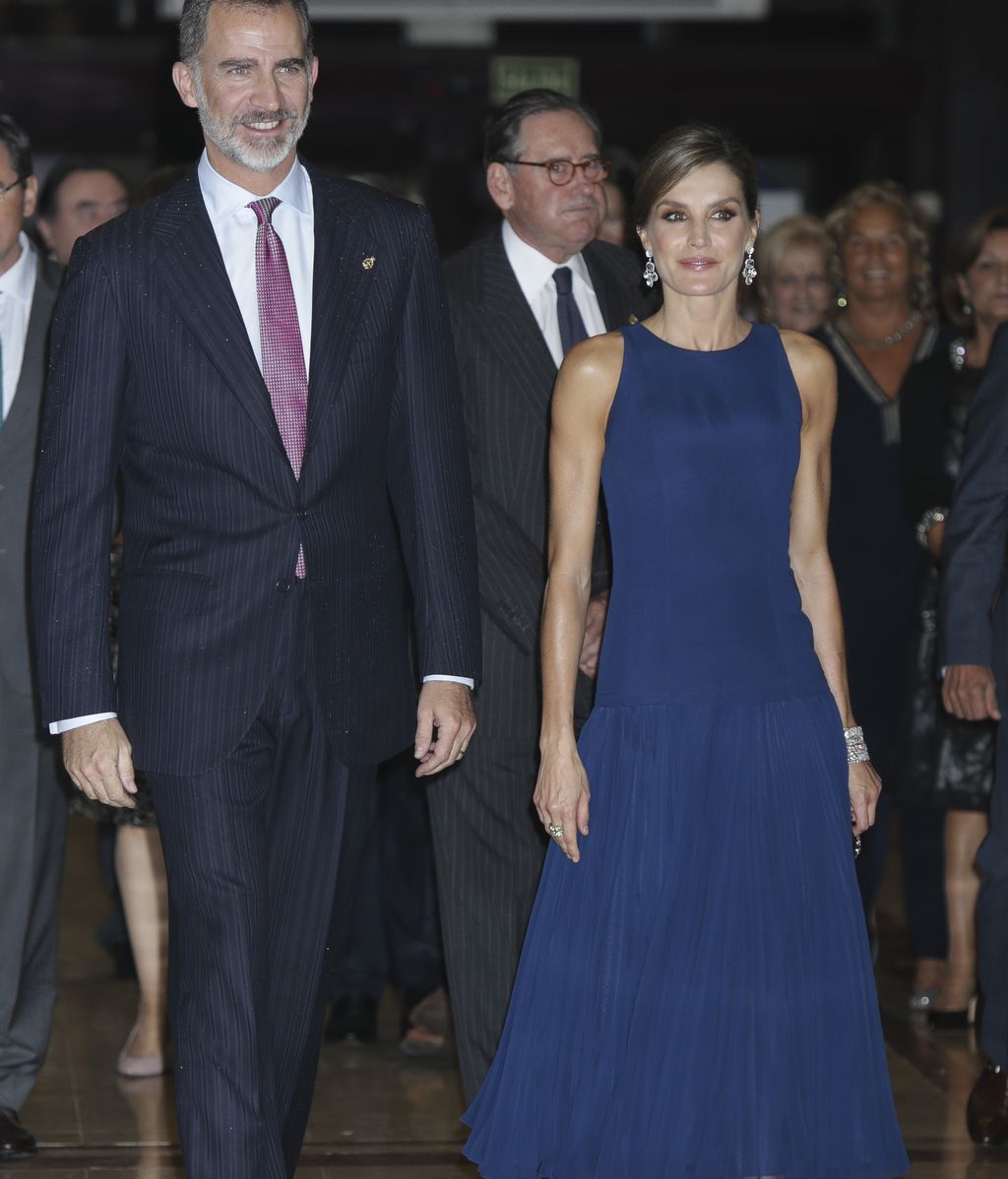Felipe VI y Doña Letizia accediendo al Auditorio de Oviedo