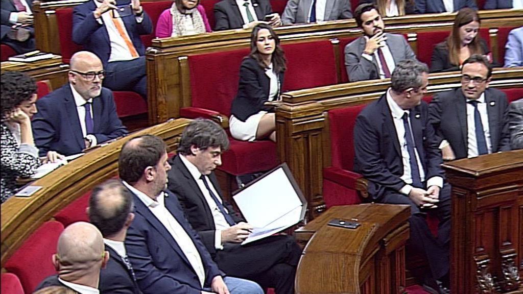 Puigdemont contesta a Rajoy: si se aplica el 155, el Parlament votará la independencia