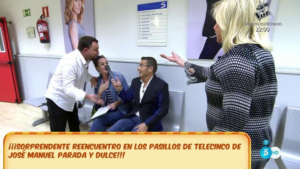 El insólito reencuentro de Dulce, Parada y Mila Ximénez en los pasillos de Telecinco