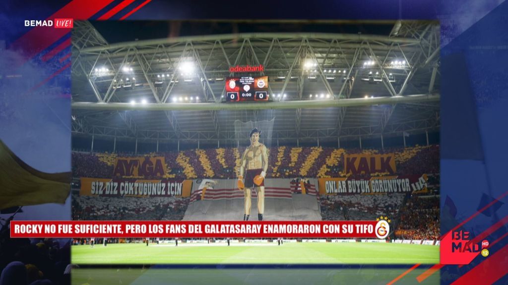 Con Rocky para 'machacar' al rival: el increíble recibimiento de los hinchas del Galatasaray en el derbi turco
