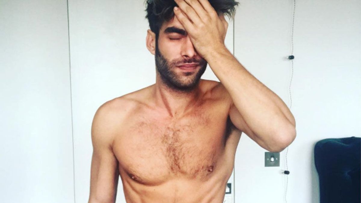 Sin ropa y en una sauna: así afronta Jon Kortajarena el 'jet lag'