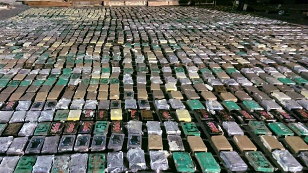 Incautan en Colombia más de dos toneladas de cocaína con destino a España