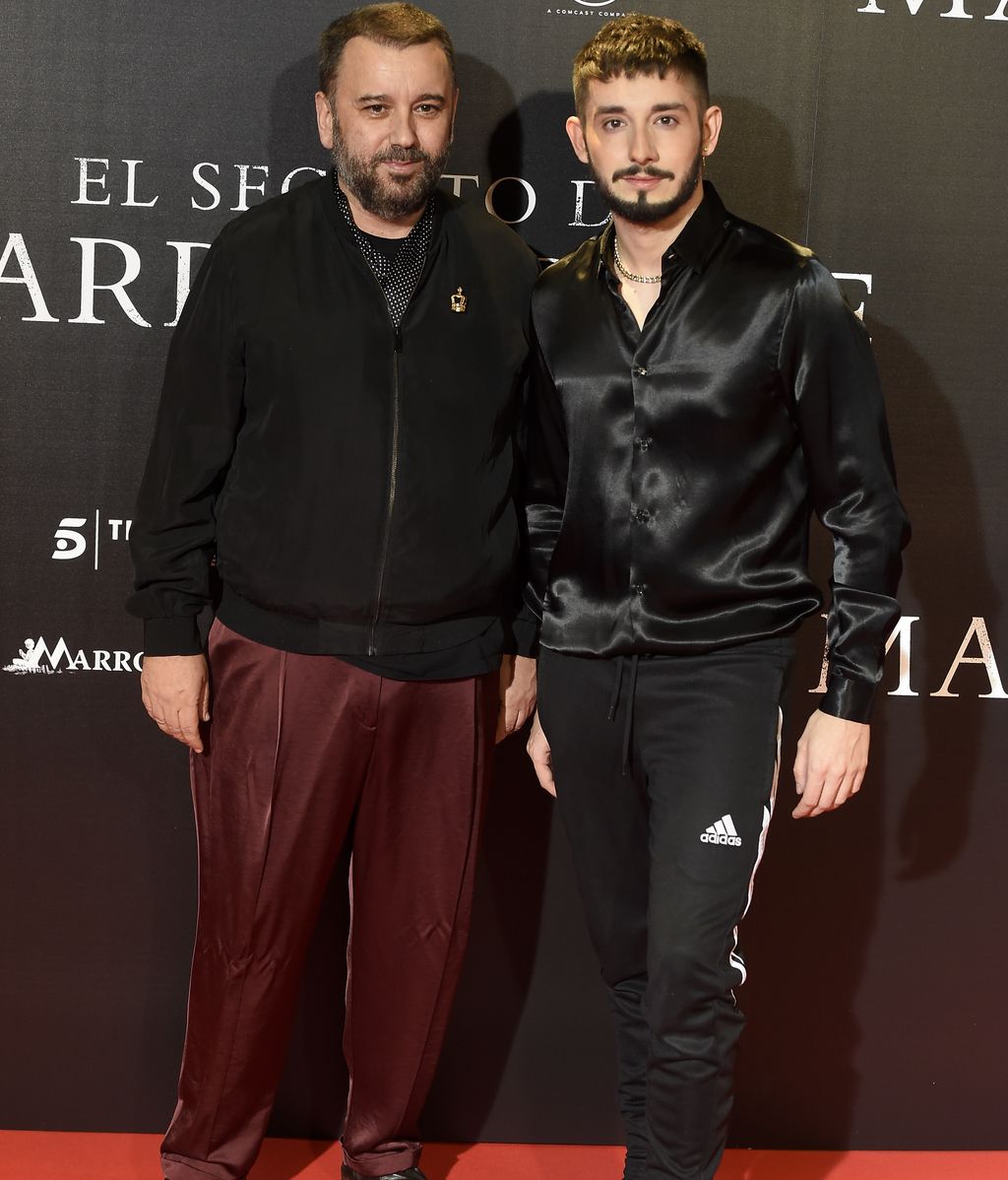 El director Félix Sabroso y Jau Fornés optaron por un aire athleisure