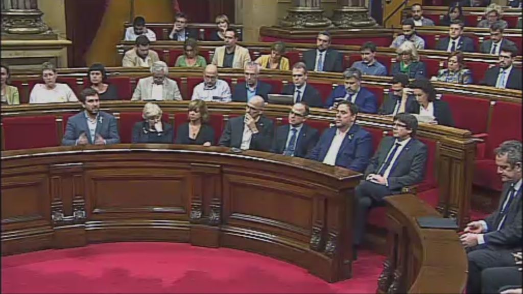Los parlamentarios independentistas cargan contra el Gobierno por el 155