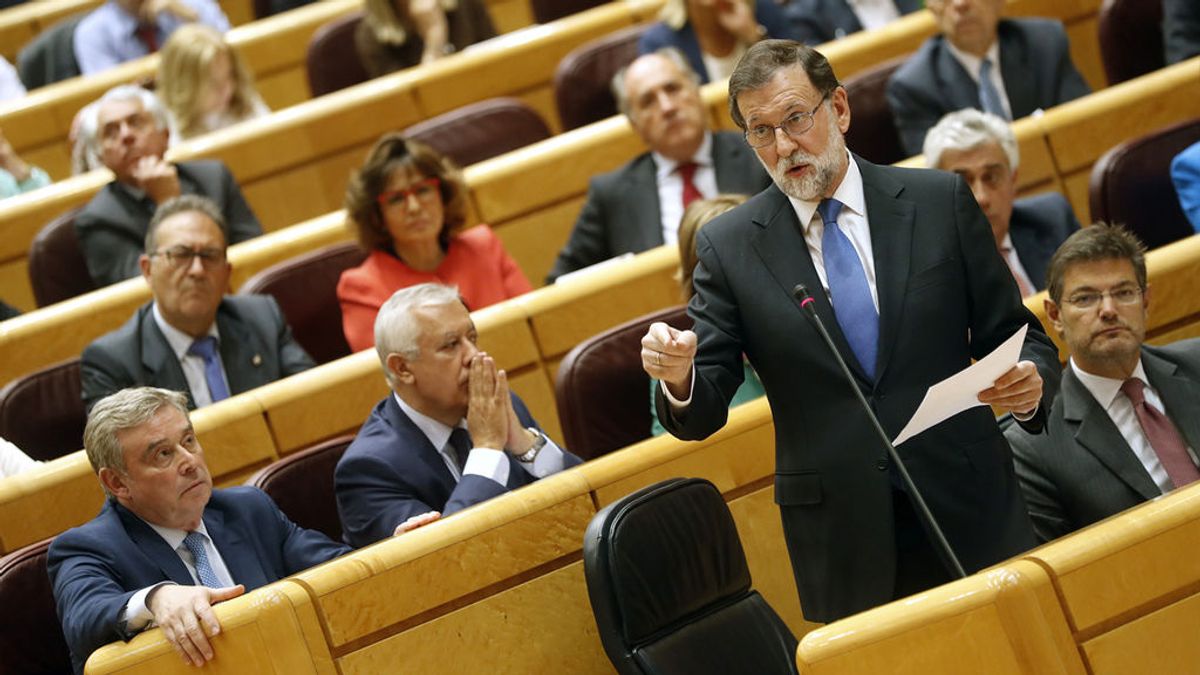 El Gobierno desconfía de Puigdemont y avanza hacia la aplicación "inmediata" del 155