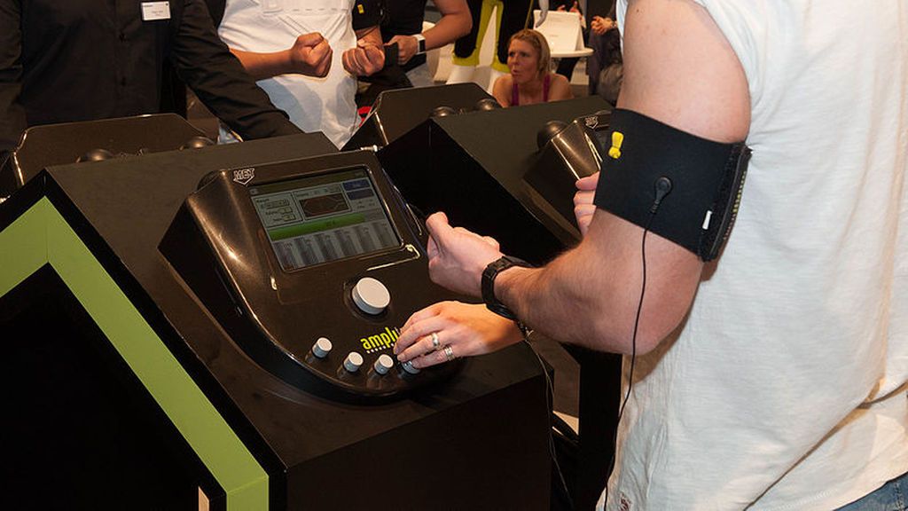 Una joven en estado grave tras someterse a una clase de electrofitness