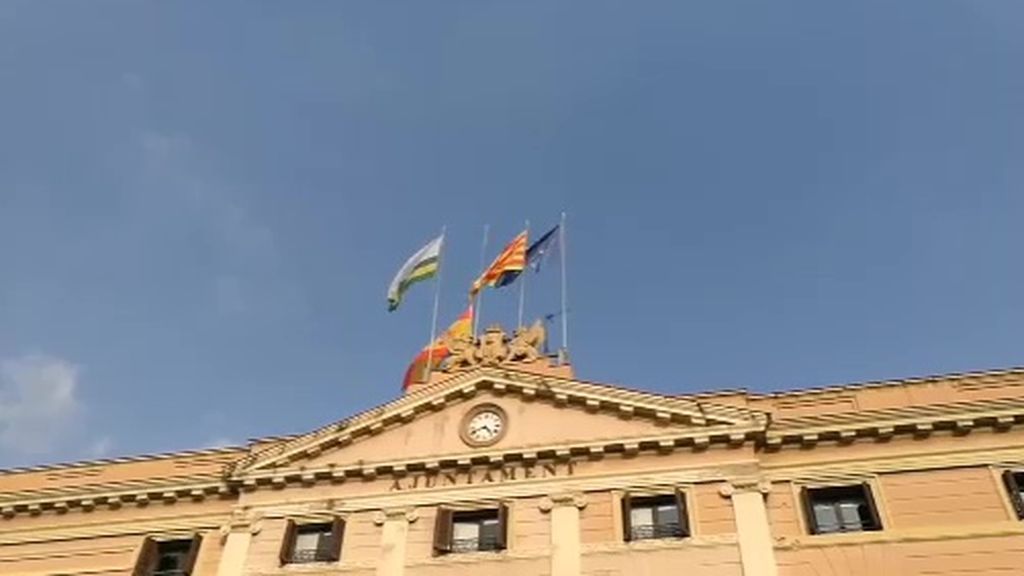 El ayuntamiento de Gerona retira la bandera de España