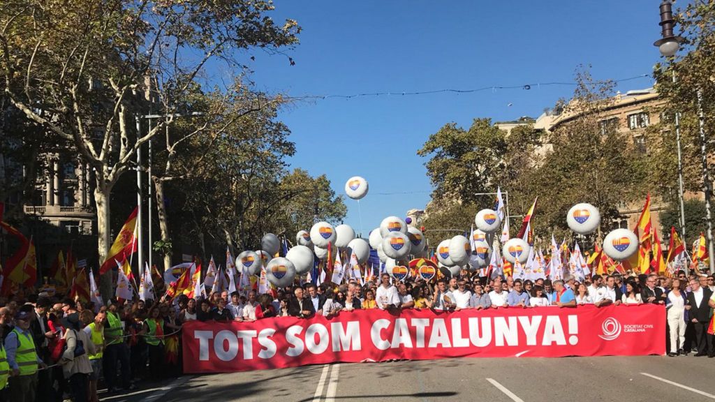 PP, PSC y C’s, unidos bajo el mismo lema en la manifestación de Barcelona