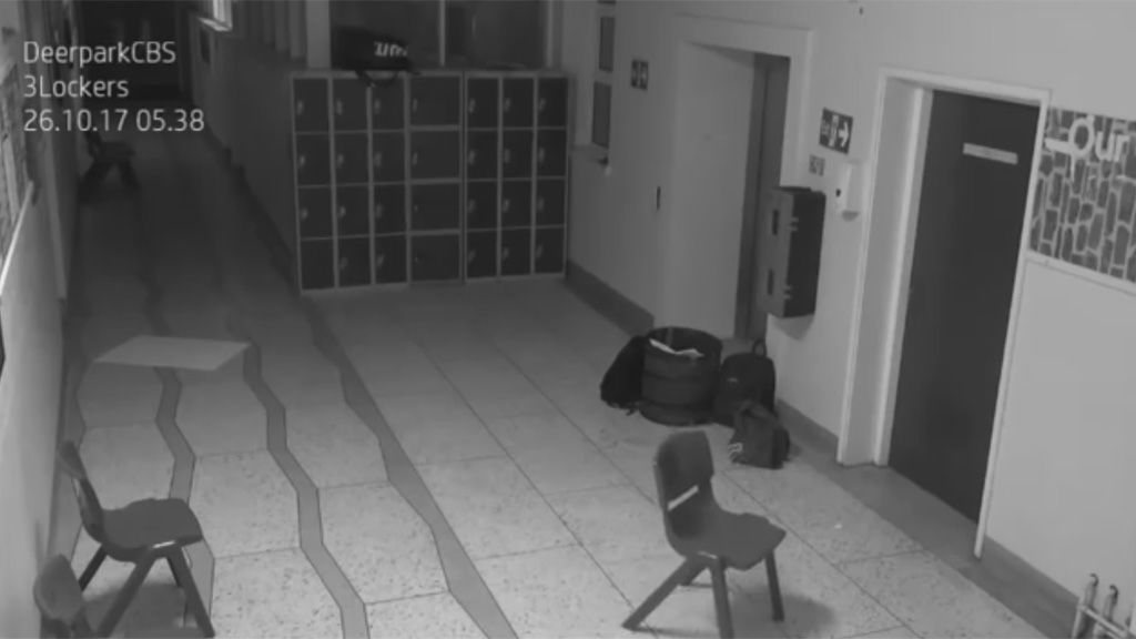 Las cámaras de seguridad de un colegio graban una supuesta presencia paranormal