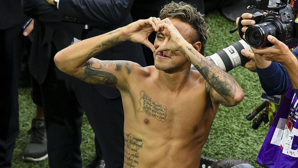 ¿Tensión entre Neymar y Emery? Se cruzan y no se saludan en el último entrenamiento ¿Tensión entre Neymar y Emery? Se cruzan y no se saludan en el último entrenamiento