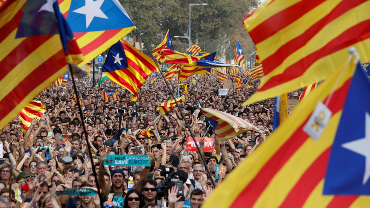 Un 48,7% de catalanes quiere la independencia, 7 puntos más que en junio, según el CEO