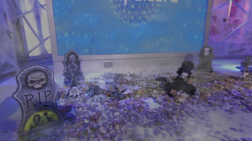 El plató de 'Pasapalabra' se viste de Halloween