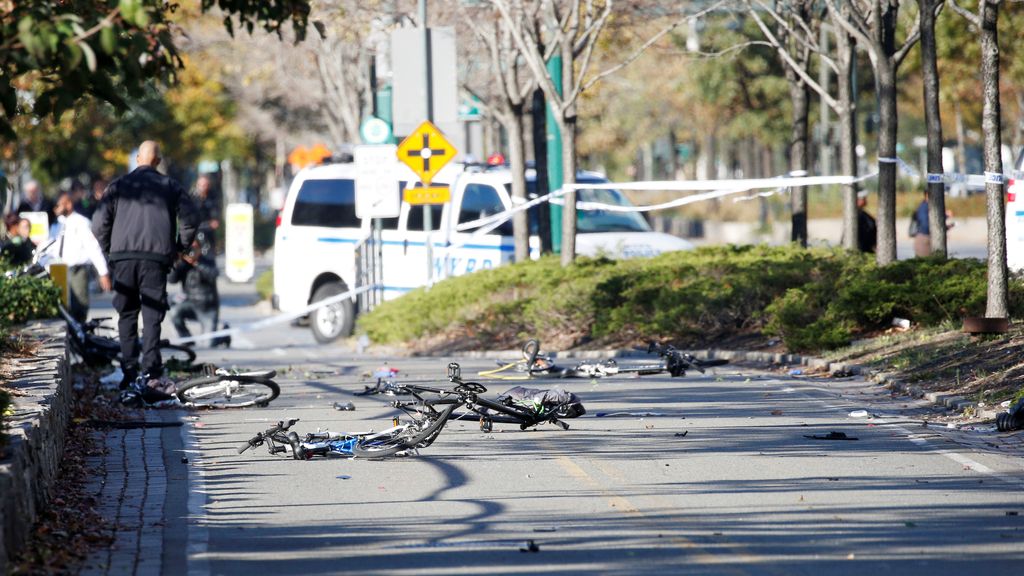 Atentado en Nueva York: Un "lobo solitario" mata a ocho personas