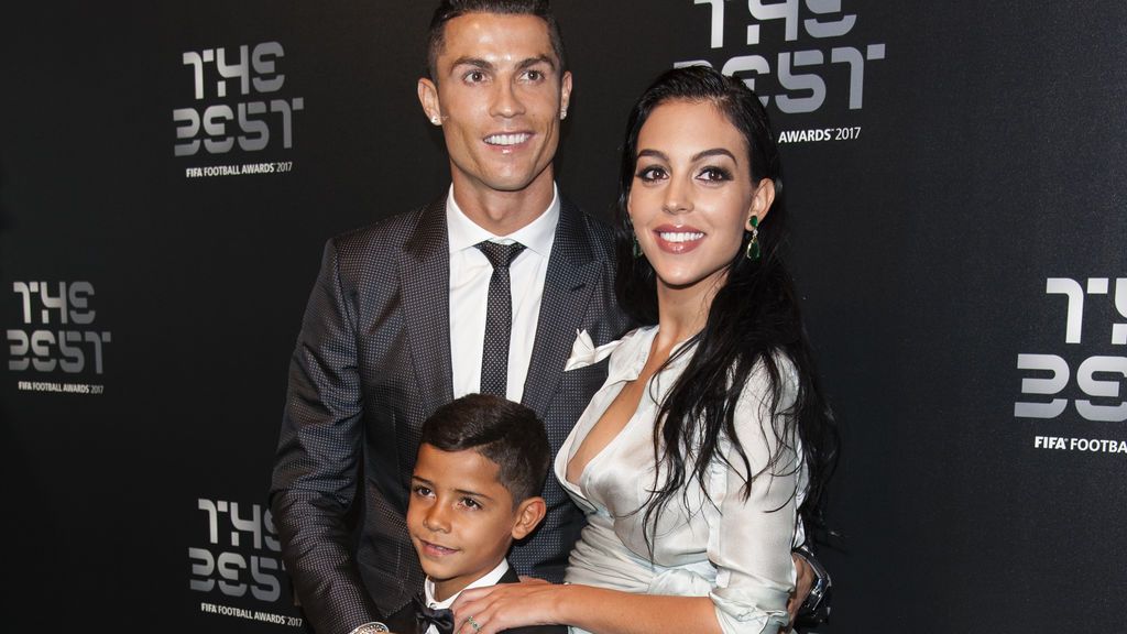 Georgina se pone romántica para apoyar a Cristiano Ronaldo en su momento deportivo más complicado