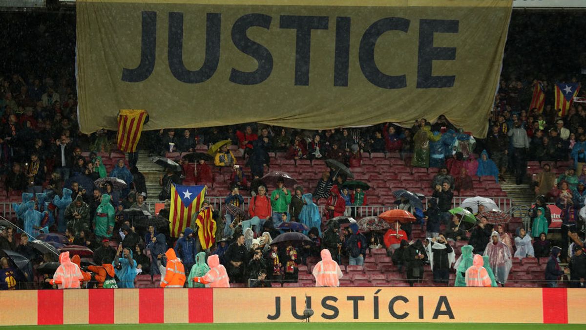 El Camp Nou llama a Europa, pide justicia y grita libertad para los políticos catalanes encarcelados