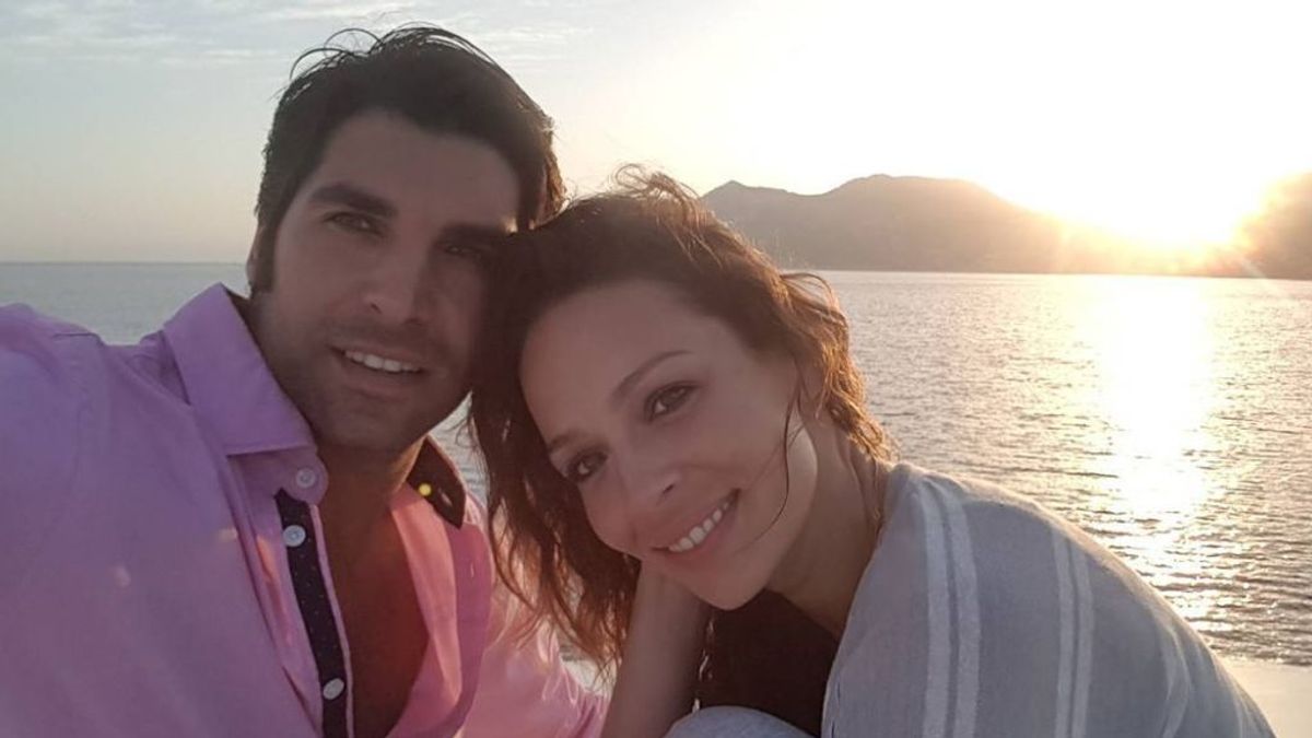 La romántica felicitación de Cayetano Rivera a Eva González por su 37 cumpleaños