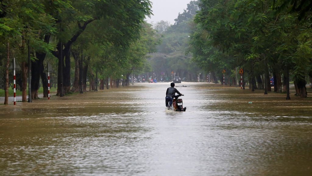 La tormenta llegó a Vietnam el viernes