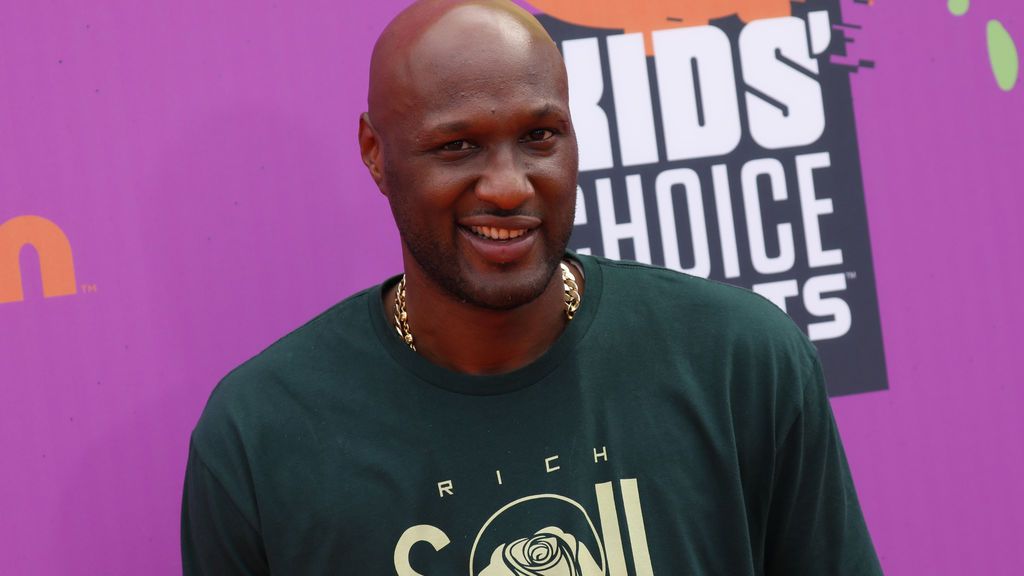 Lamar Odom se desploma tras horas bebiendo en un club