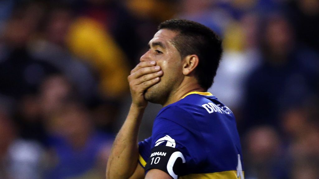 Invitaron a Riquelme a una boda, la novia le hizo esta petición… ¡y el novio amenazó con marcharse!