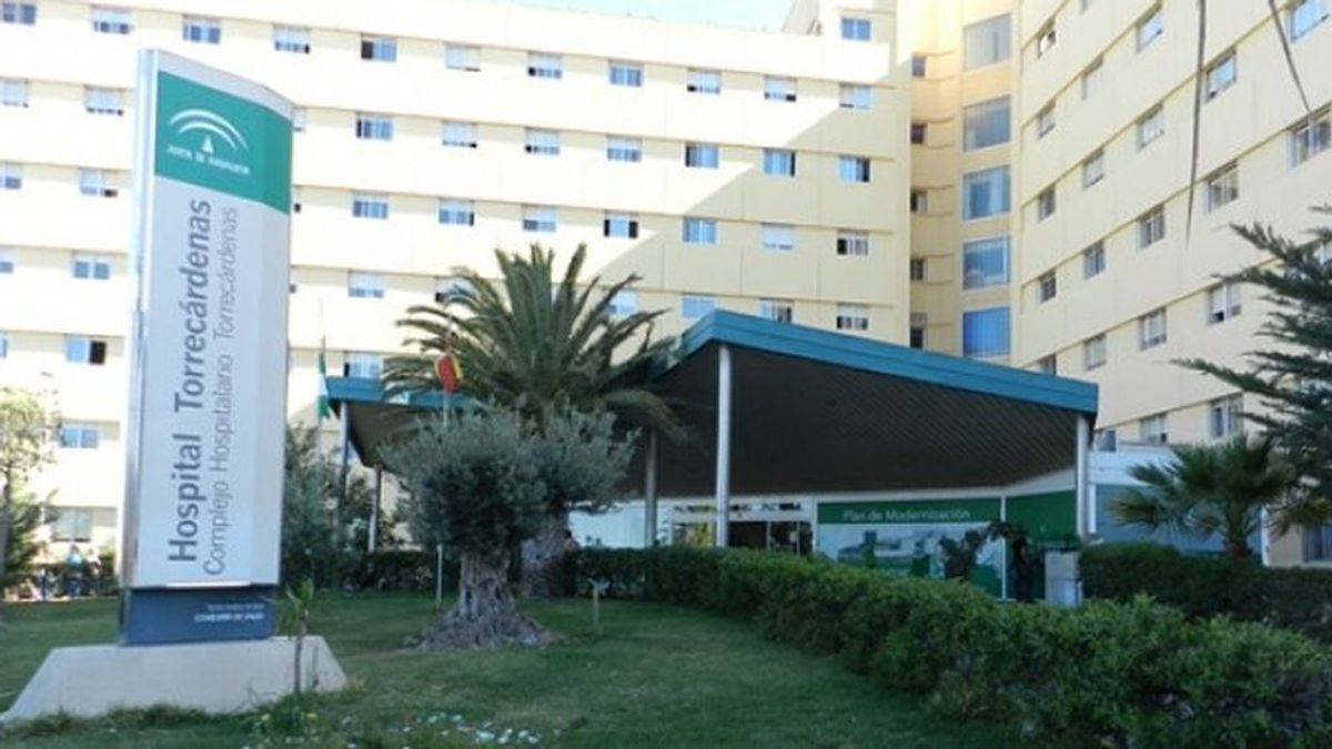 Hospitalizada una mujer en Almería tras ser degollada por su marido