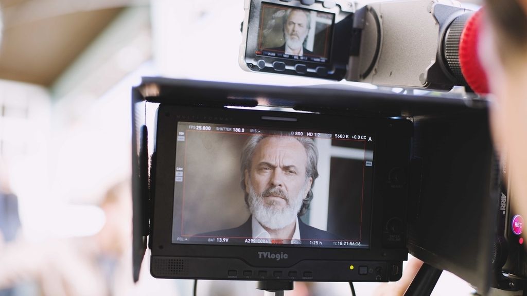 Imágenes del rodaje de la serie de Telecinco 'Vivir sin permiso'
